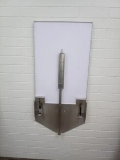 Wall Mount Space Saving Exam Table FT843 -Wah Shop T FT843 2