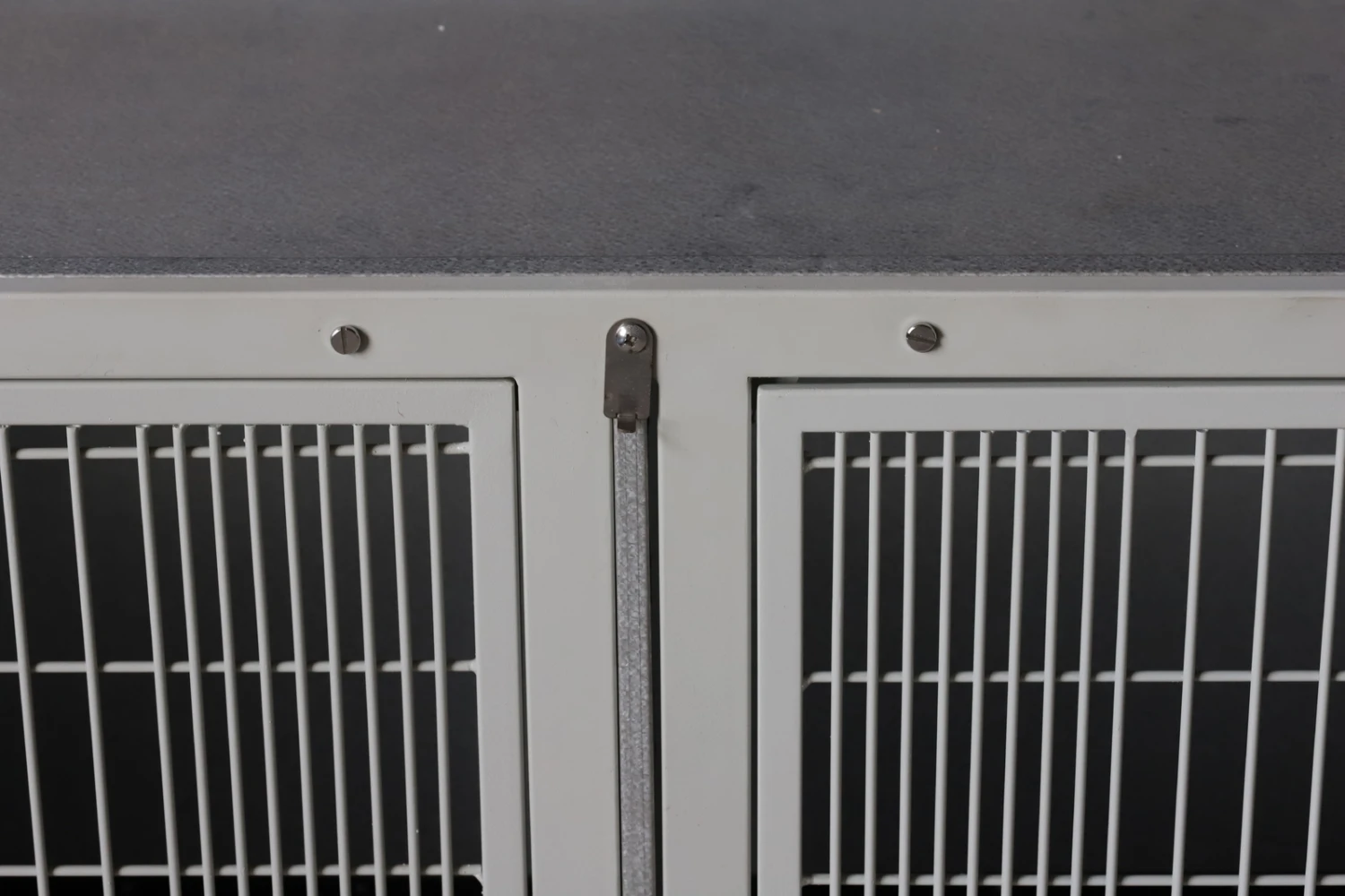 Aeolus KA505T Powder Coated Galvalume Modular Cage - Large 5 Aeolus KA505T Powder Coated Galvalume Modular Cage - Large - Image 5